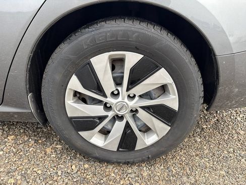 Used 2019 Nissan Altima 2.5 S FWD image 4