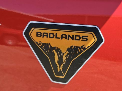 Used 2024 Ford Bronco Badlands AWD/4WD image 9