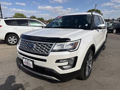 Used 2017 Ford Explorer Platinum