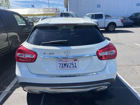 Used 2017 Mercedes-Benz GLA 250 image 10