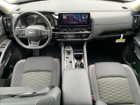 New 2026 Nissan Pathfinder SV w/ Cargo Package FWD image 12