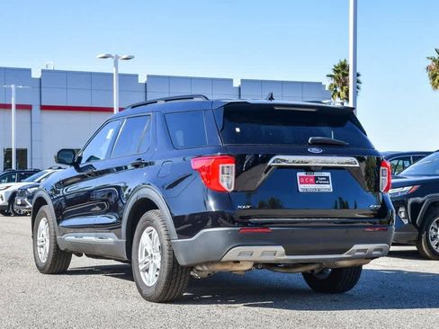 Used 2023 Ford Explorer XLT w/ Equipment Group 202A image 8