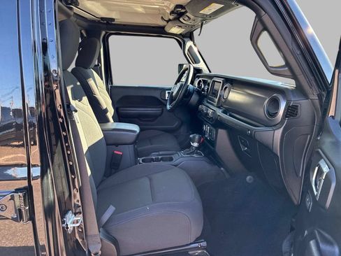 Used 2023 Jeep Wrangler Unlimited Sport AWD/4WD image 10