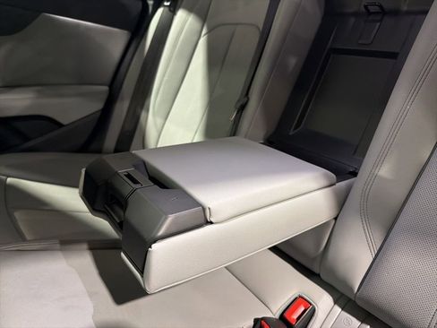 Used 2022 Audi A5 2.0T Premium Plus image 36