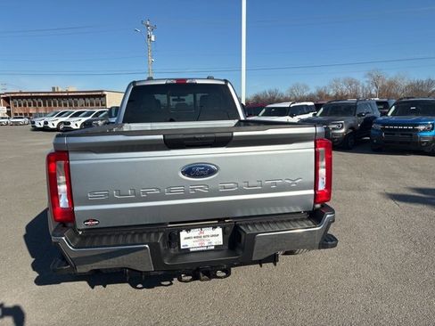 Used 2024 Ford F350 XLT w/ FX4 Off-Road Package image 5