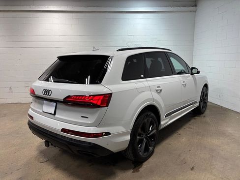 Used 2025 Audi Q7 3.0T Prestige image 6