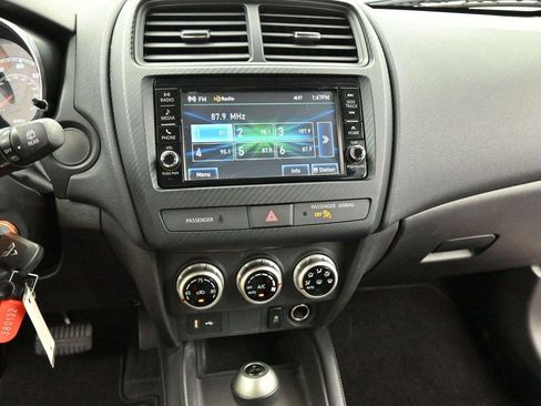 Used 2024 Mitsubishi Outlander Sport ES AWD/4WD image 20