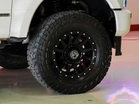 Used 2021 Ford F350 Platinum AWD/4WD image 58