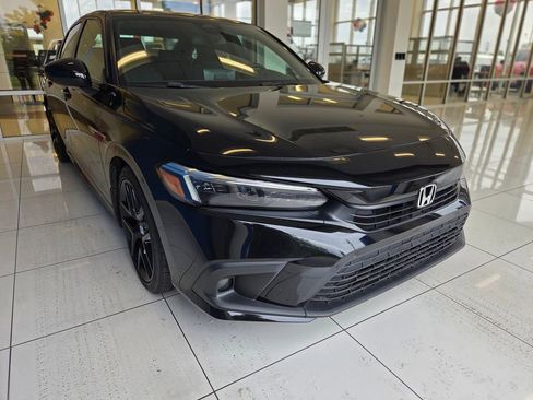 Certified 2023 Honda Civic Sport image 3