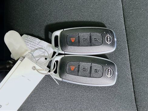 Certified 2023 Nissan Rogue S AWD/4WD image 30