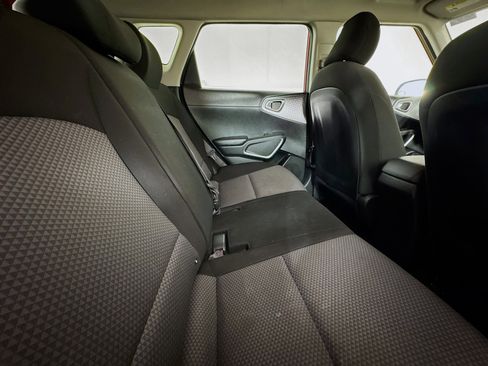 Used 2020 Kia Soul LX image 25