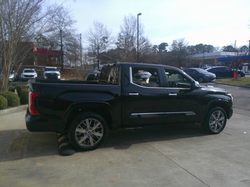 Used 2024 Toyota Tundra Capstone image 12