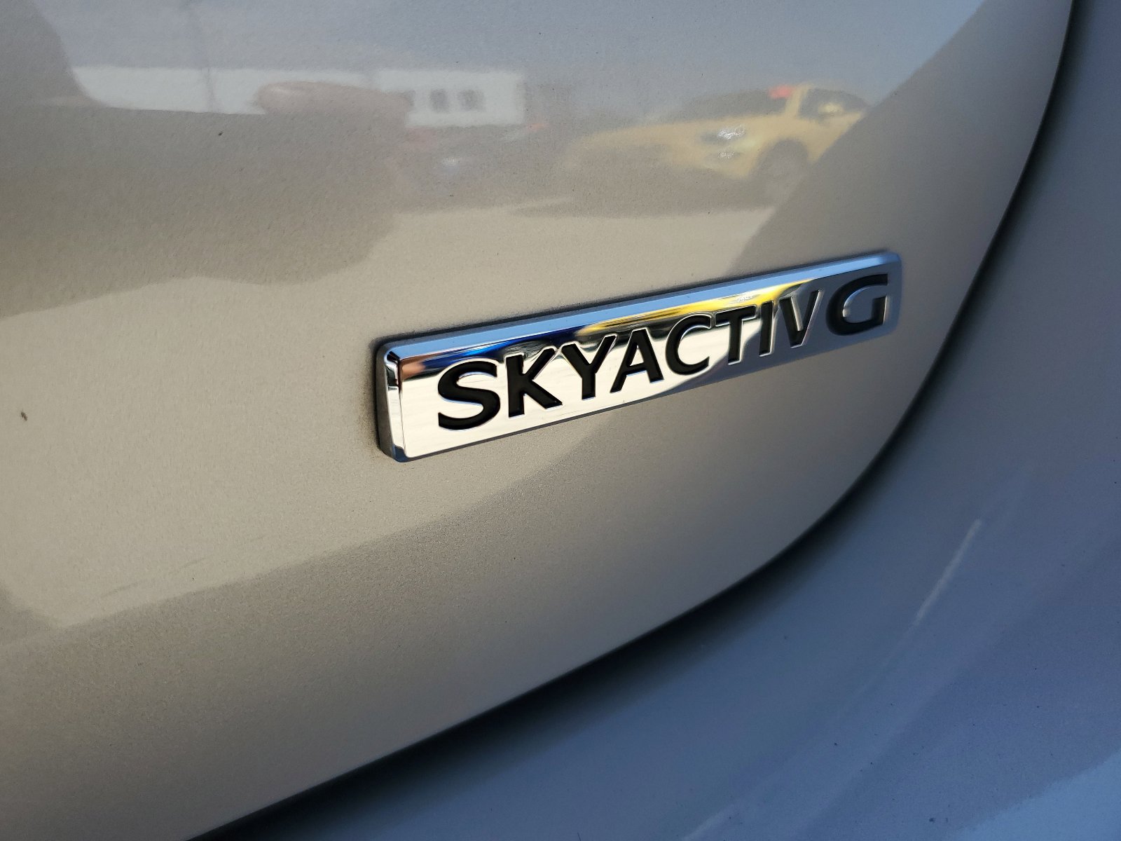 Used 2025 MAZDA MAZDA3 s FWD image 12