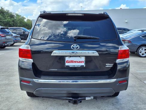 Used 2011 Toyota Highlander SE w/ Tow Pkg AWD/4WD image 24