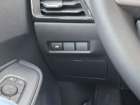 New 2026 Nissan Sentra SV w/ Floor Mat Package FWD image 20