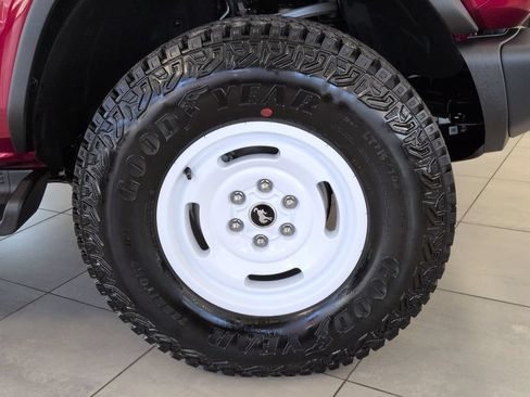 New 2026 Ford Bronco Heritage Edition AWD/4WD image 11