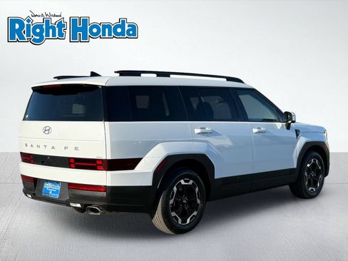 Used 2026 Hyundai Santa Fe SEL AWD/4WD image 7