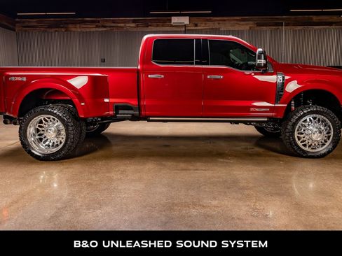 Used 2026 Ford F350 Platinum w/ Platinum Plus Package image 11