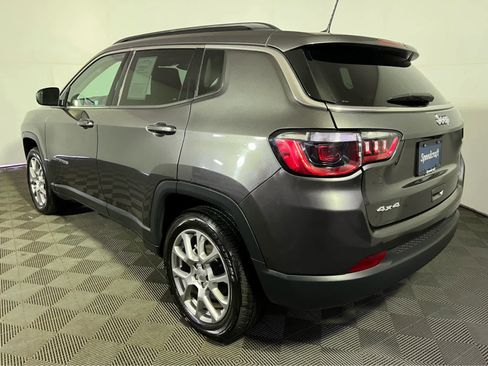 Used 2022 Jeep Compass Latitude w/ Sun and Sound Group image 5
