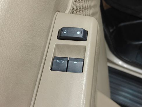 Used 2012 Ford E-350 and Econoline 350 XLT RWD image 29