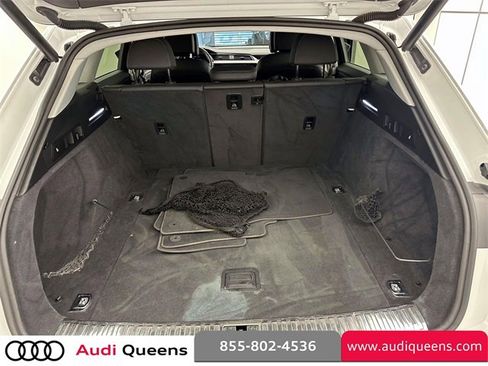 Used 2021 Audi e-tron Premium w/ Convenience Plus Package image 9