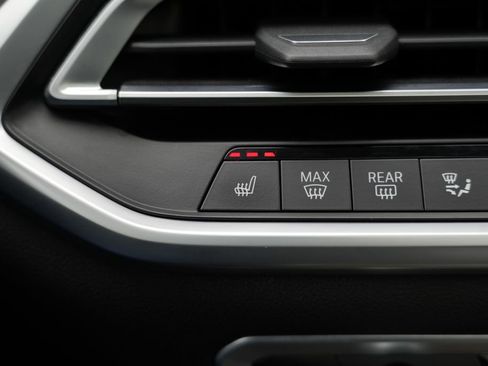 Used 2020 BMW X7 xDrive40i w/ Premium Package image 80