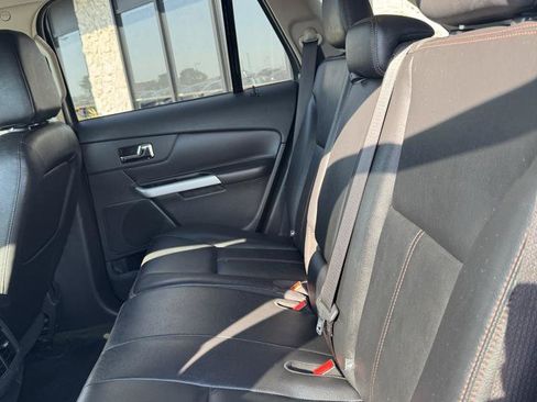 Used 2013 Ford Edge SEL FWD image 14