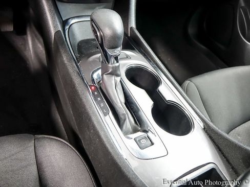 Used 2023 Chevrolet Malibu LT FWD image 18