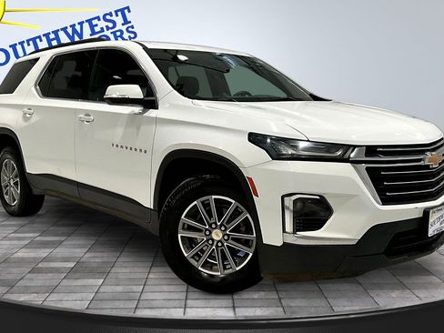 Used 2023 Chevrolet Traverse LT AWD/4WD image 3