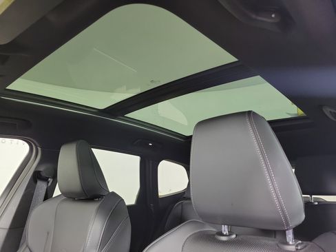 Certified 2025 BMW X1 xDrive28i w/ Technology Package image 20