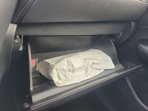 Used 2021 Toyota Venza LE image 35