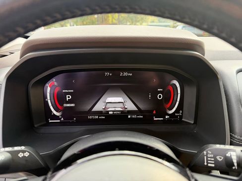 Used 2022 Nissan Rogue Platinum w/ Head-Up Display Package image 17