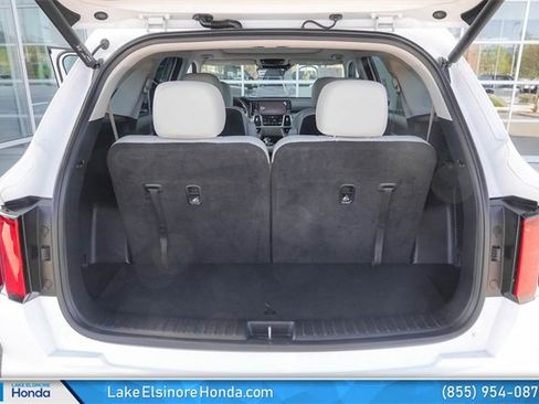Used 2023 Kia Sorento SX image 29