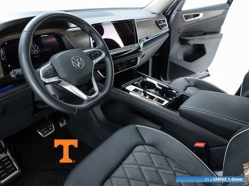 Used 2025 Volkswagen Atlas SEL Premium R-Line AWD/4WD image 59