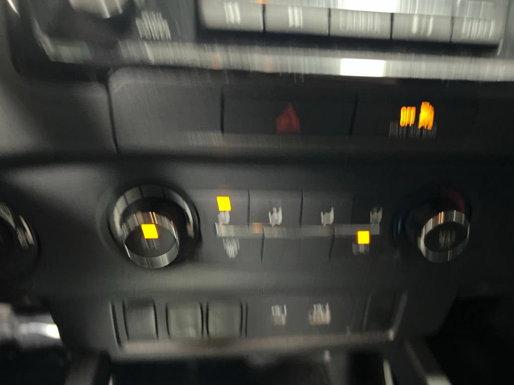 Used 2023 Nissan Frontier SV w/ Tow Package AWD/4WD image 31