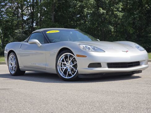 Used 2006 Chevrolet Corvette Convertible w/ Preferred Equipment Group RWD image 35