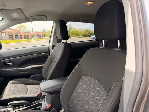 Used 2024 Mitsubishi Outlander Sport ES AWD/4WD image 11