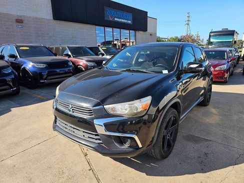 Used 2016 Mitsubishi Outlander Sport ES FWD image 1