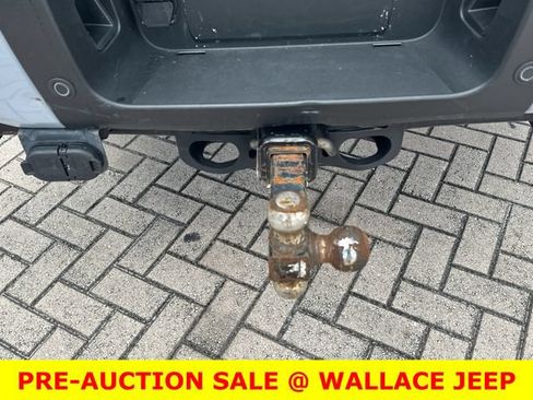 Used 2024 Ford F350 Platinum w/ Tremor Off-Road Package AWD/4WD image 10
