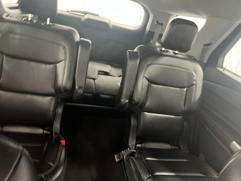 Used 2023 Ford Explorer XLT w/ Equipment Group 202A AWD/4WD image 24