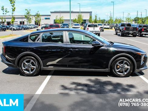 Used 2025 Kia K4 FWD image 9