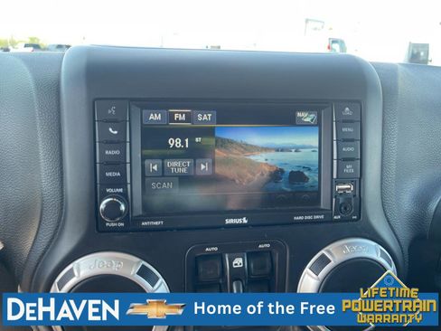 Used 2015 Jeep Wrangler Unlimited Sahara w/ Dual Top Group AWD/4WD image 14