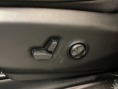 New 2026 Chrysler Pacifica Select image 15