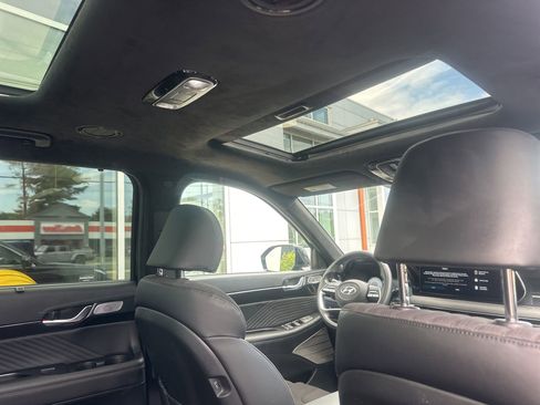 Used 2024 Hyundai Palisade Calligraphy AWD/4WD image 14
