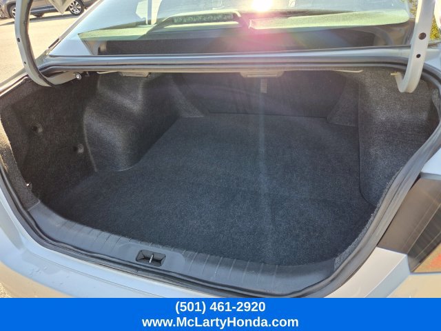Used 2024 Nissan Altima 2.5 SV FWD image 14
