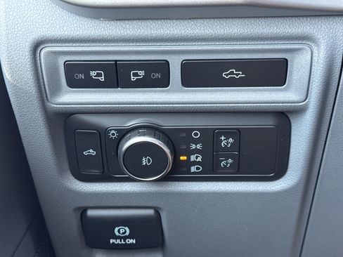 Used 2022 Ford F150 XLT w/ Equipment Group 302A High image 21