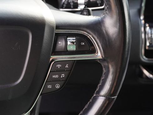 Used 2023 Lincoln Navigator Reserve AWD/4WD image 30