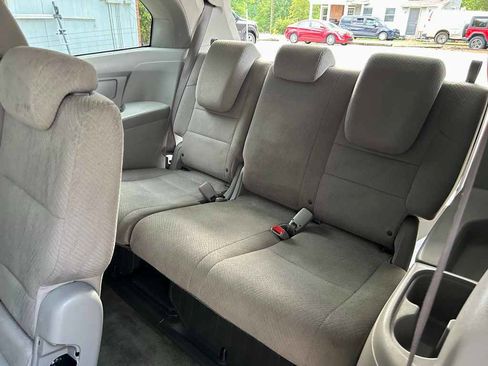 Used 2015 Honda Odyssey EX image 10