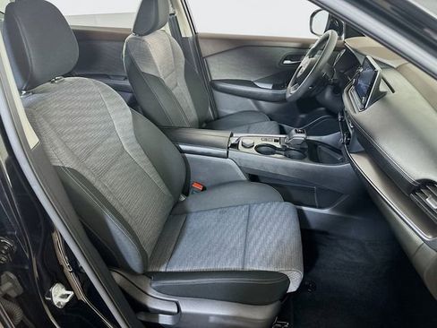 Used 2023 Nissan Rogue SV image 11