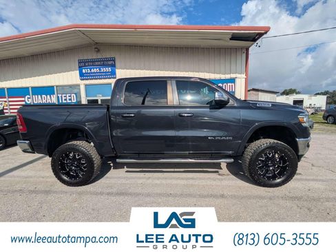 Used 2020 RAM 1500 Laramie AWD/4WD image 2